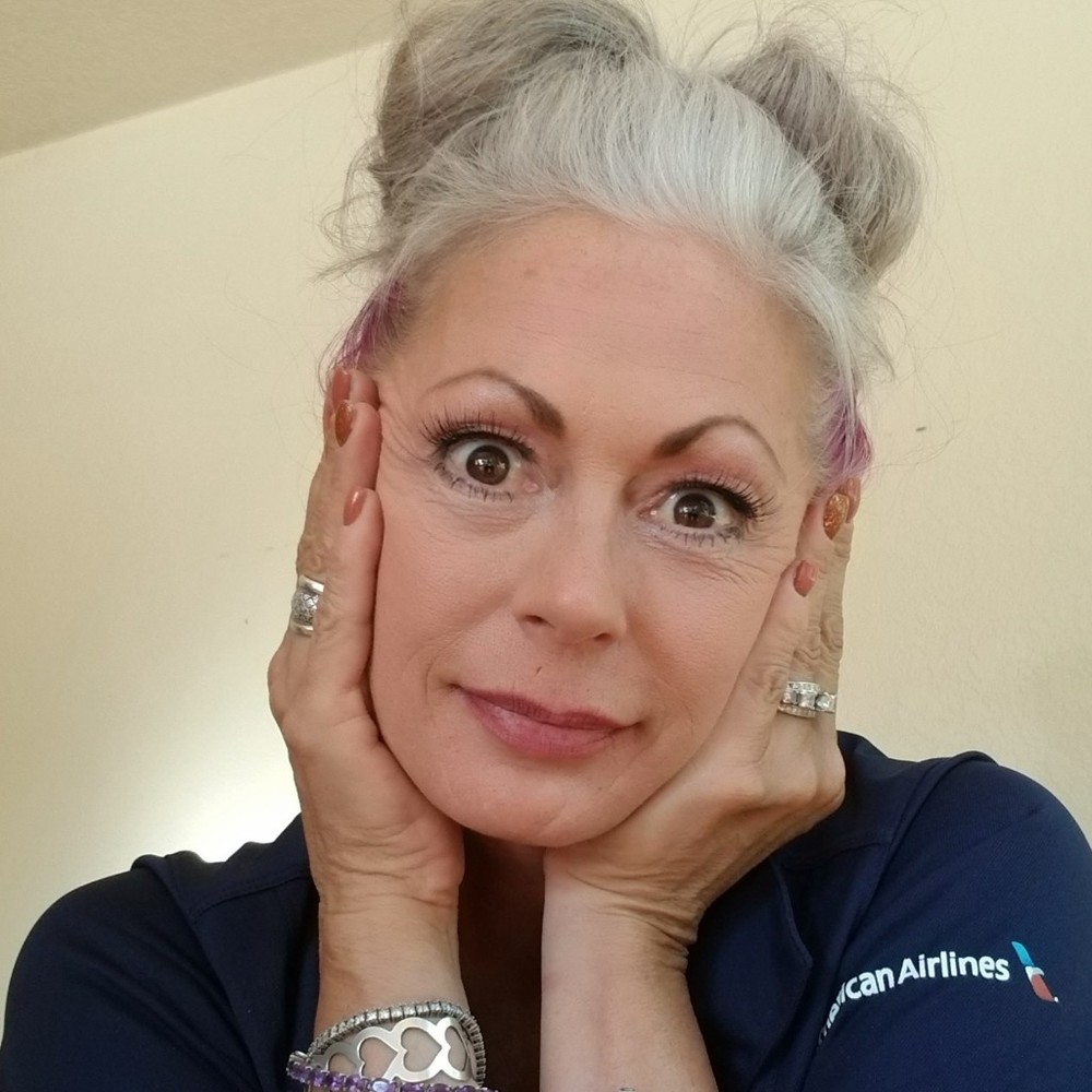 Meet your Posher, Renee